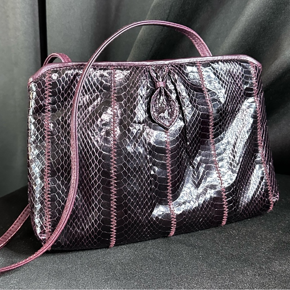 Vintage Clemente 70s‎ 80s Snake Skin Shoulder Bag Eggplant Clamshell Hinge Open